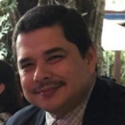 Dr. Sergio Castillo